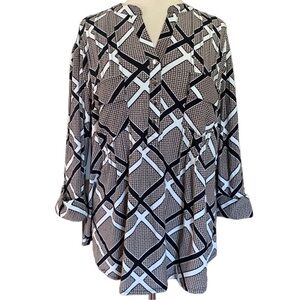 COCOMO 2X Beige black white 3/4 sleeve Plus Size women's Pintuck Blouse